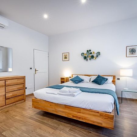 Roommo Via Dei Pilastri Giada Florenz Exterior foto