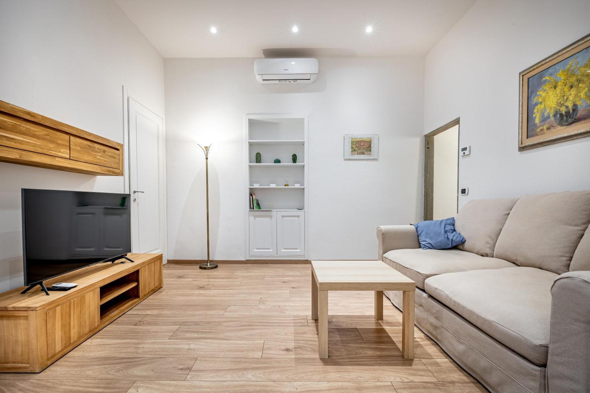 Roommo Via Dei Pilastri Giada Florenz Exterior foto